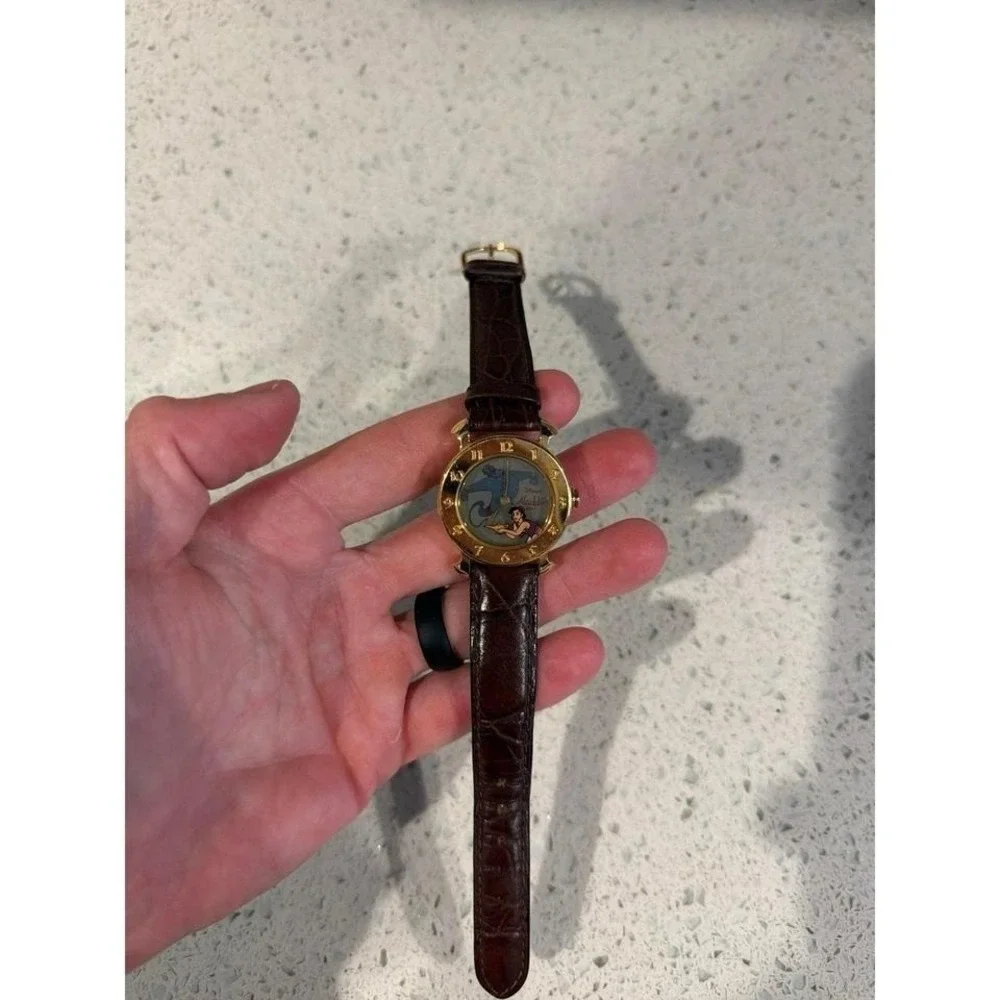 Disney Aladdin Watch Rotating Second Hand Genie‎ Dial